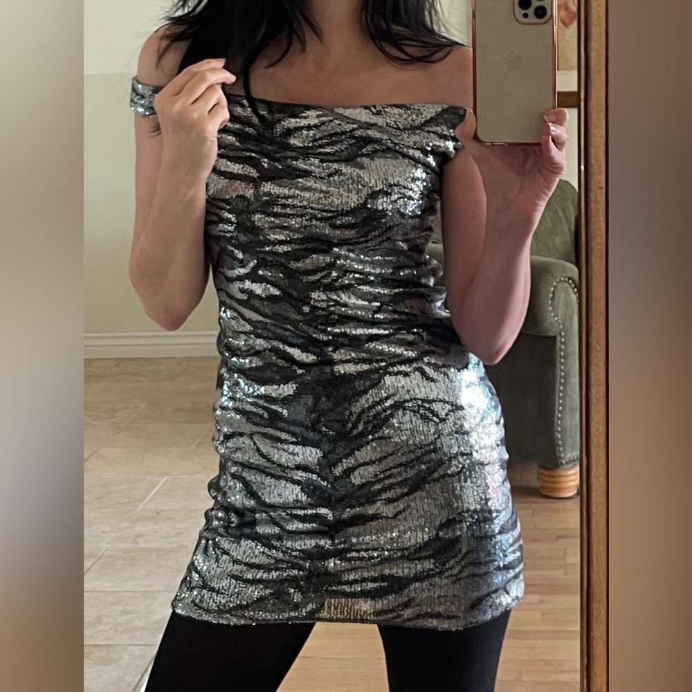 ASOS Sequined Formal Tiger Pattern Silver Dress / Top Sz 6